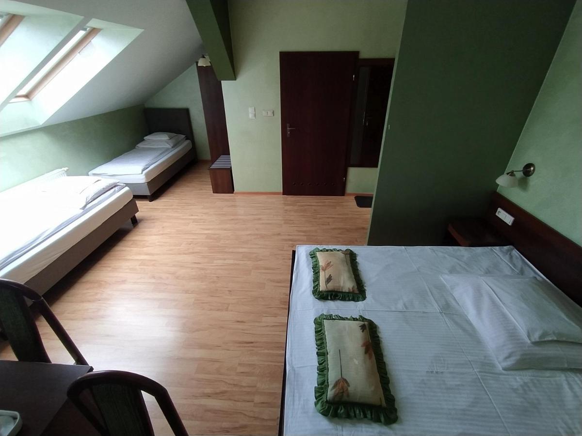 Restauracja Kargul Noclegi Łęczyca Esterno foto