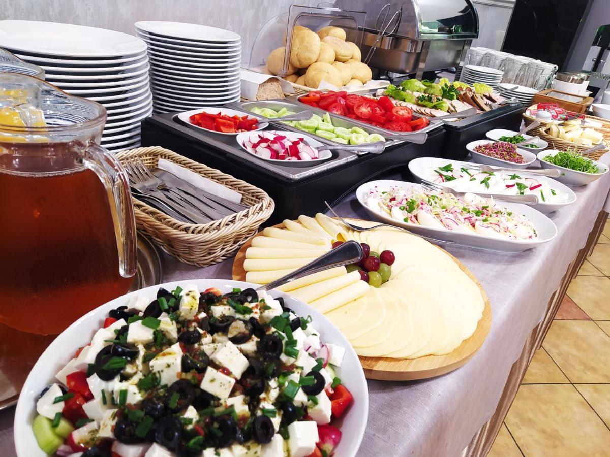 Restauracja Kargul Noclegi Łęczyca Esterno foto