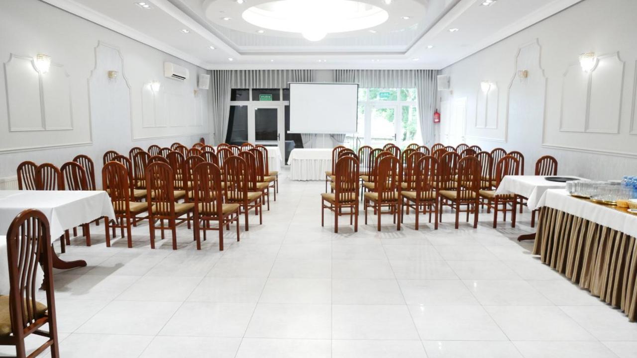 Restauracja Kargul Noclegi Łęczyca Esterno foto